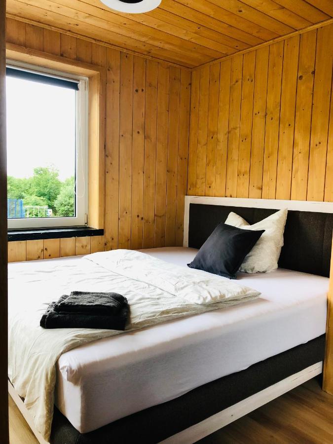 Ruhige Ferienwohnung Direkt Am Rennsteig Нойгаус-ам-Реннвеґ Екстер'єр фото